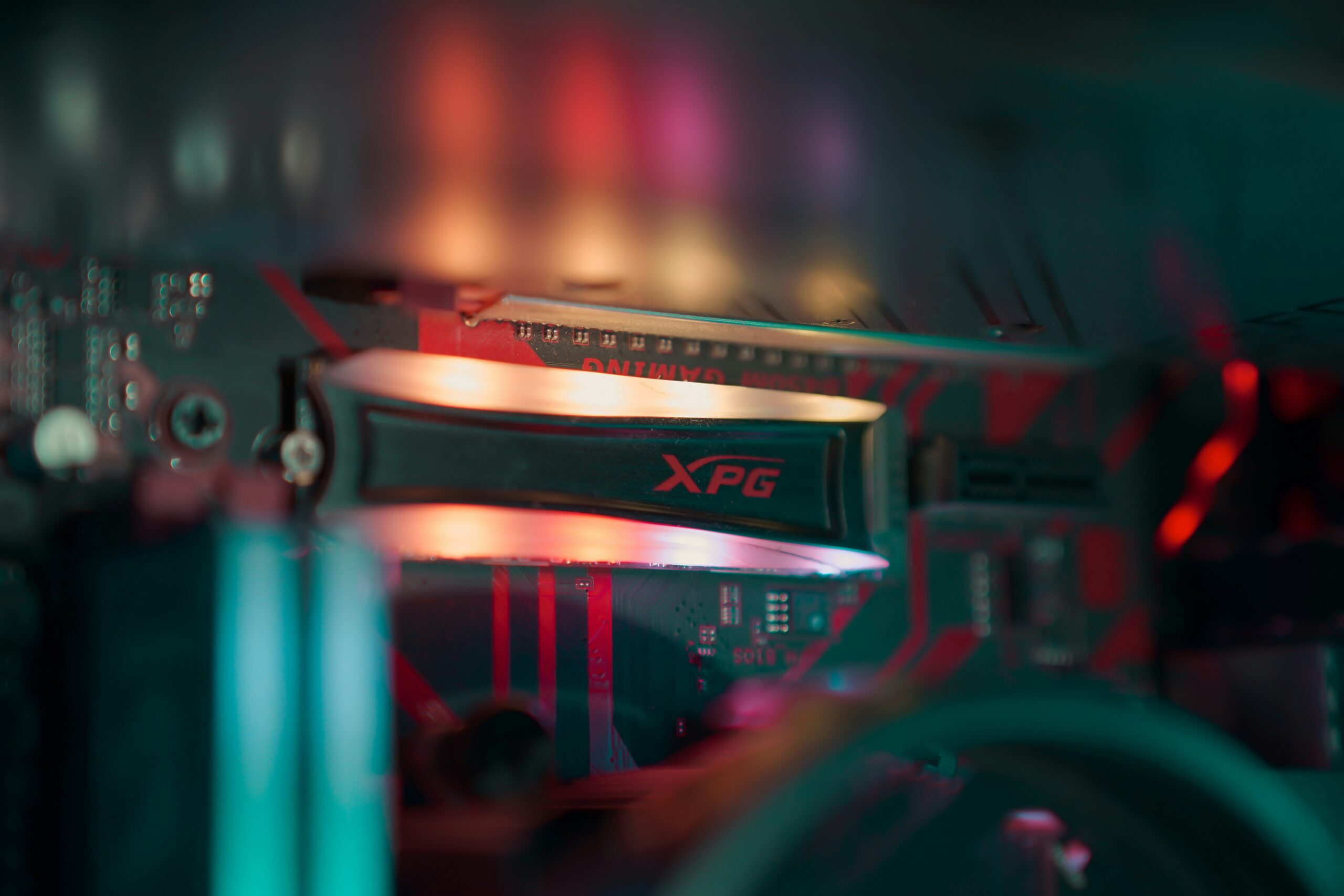 Guia Completo: Como Escolher a Memória RAM Ideal para Seu PC Gamer
